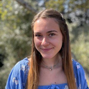 Meet your Posher, Mara